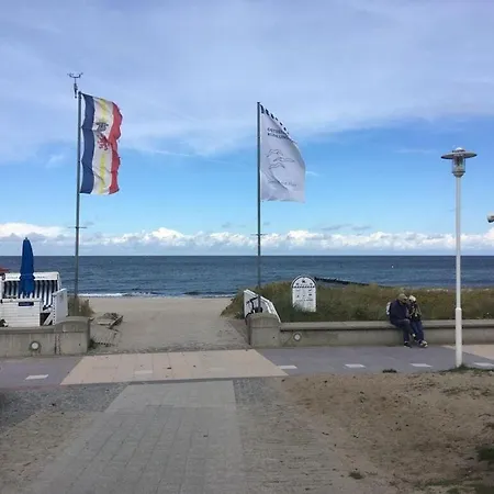 Palais Am Park 公寓 Ostseebad Kühlungsborn